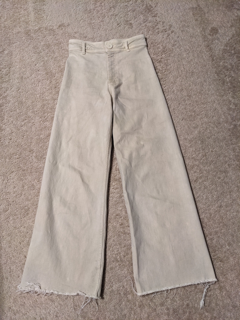 Zara Wide Leg Jeans in Light Cream